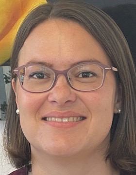 Portrait Fr. Dr. Elena Kaschwich